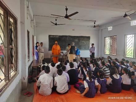 Study materia distribution at school